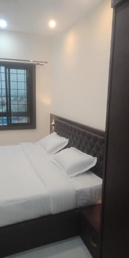 M G Residency Hotel Chikmagalūr Kültér fotó