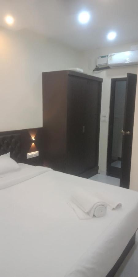M G Residency Hotel Chikmagalūr Kültér fotó