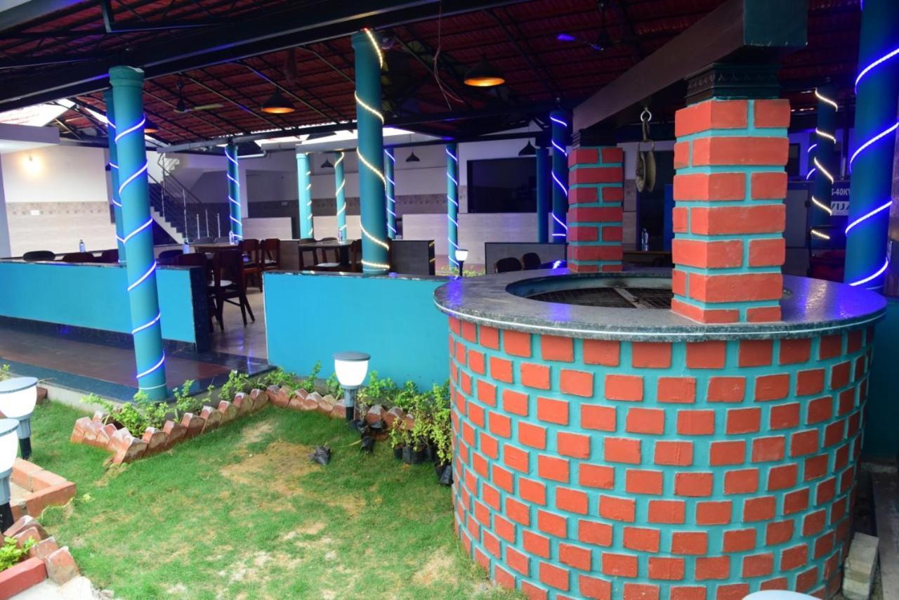 M G Residency Hotel Chikmagalūr Kültér fotó