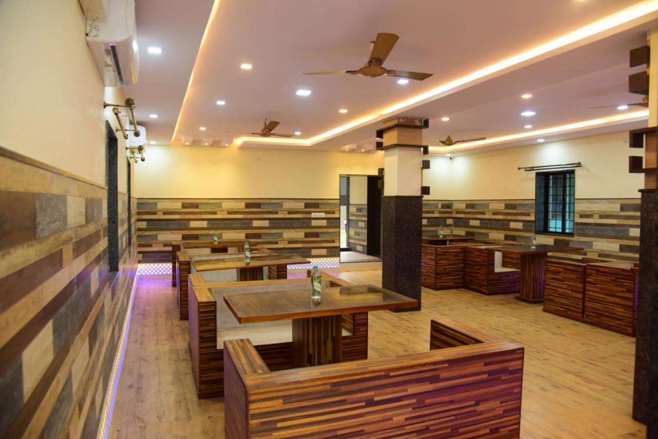 M G Residency Hotel Chikmagalūr Kültér fotó
